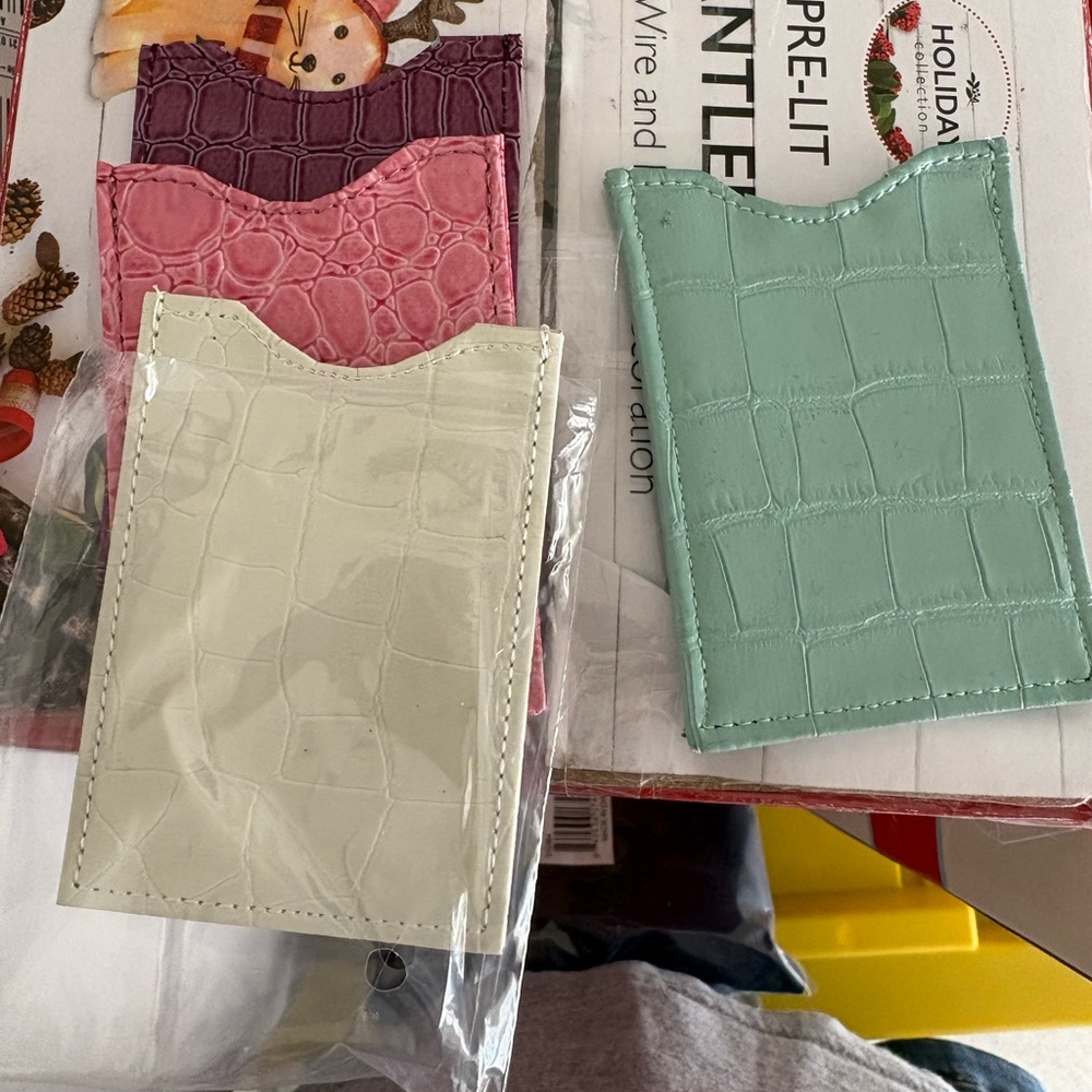 Set of Crocodile Pattern Card Holders